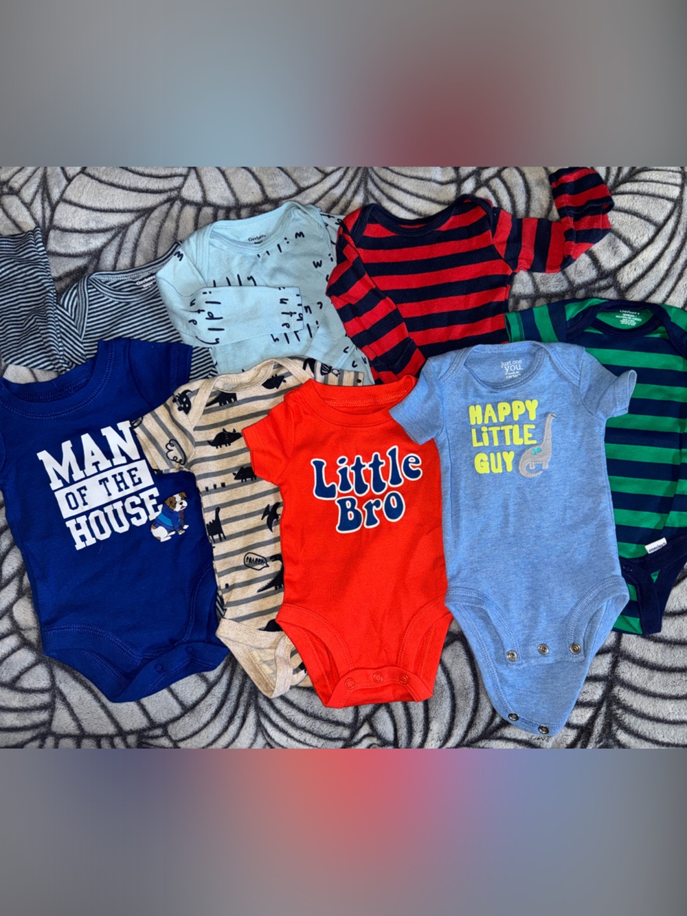 Newborn Baby Bundle of 8 Bodysuits - 3 Long Sleeve, 5 Short Sleeve - EUC